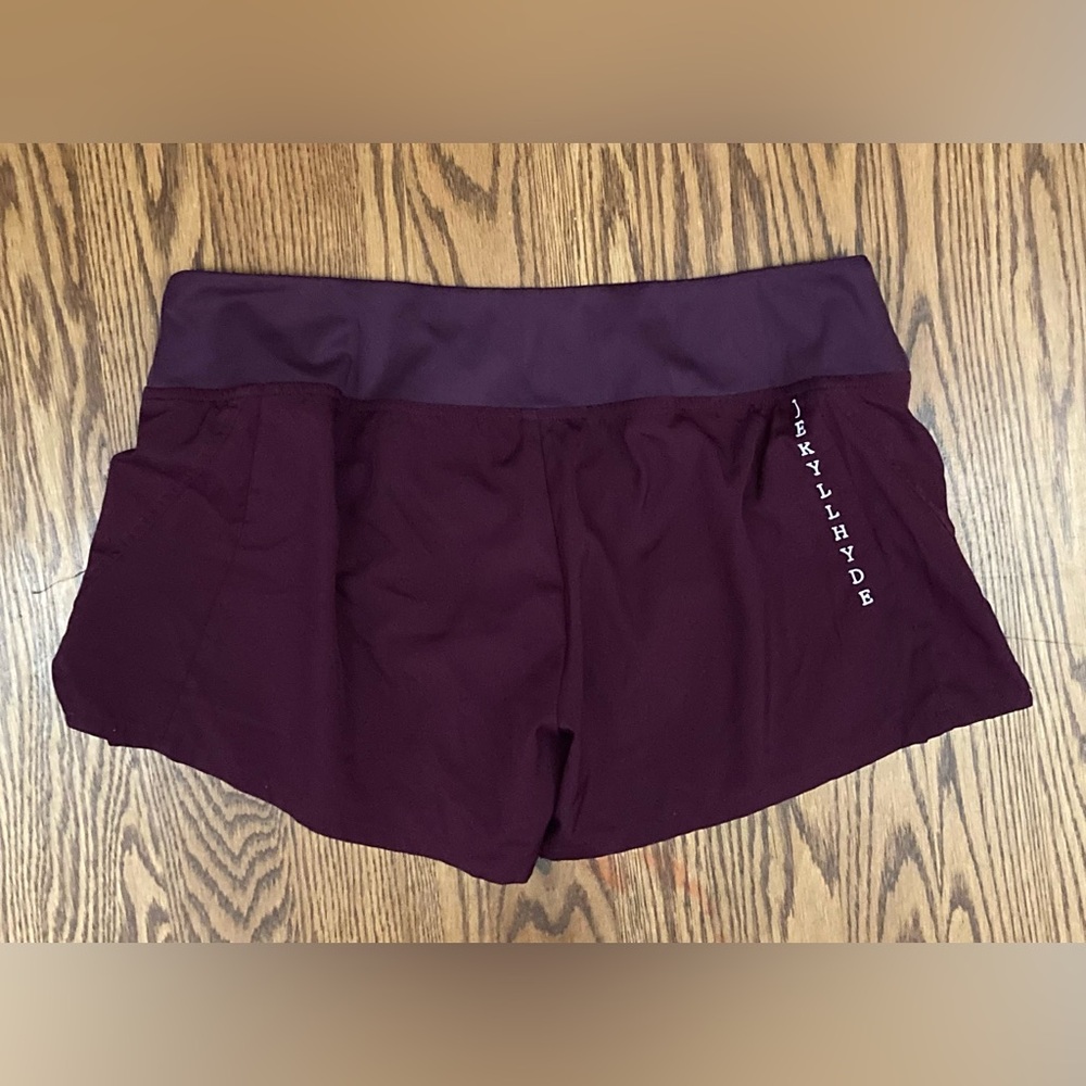 🏃‍♀️JEKYLLHYDE🏃‍♀️SHORTS szL w/builtin underwear100%polyesterPURPLE🌟EUC🌟
